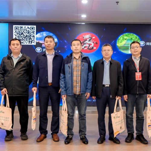 绿色赋能医疗，安全守护生命｜兔宝宝亮相首届医院建设与管理知识更新大会